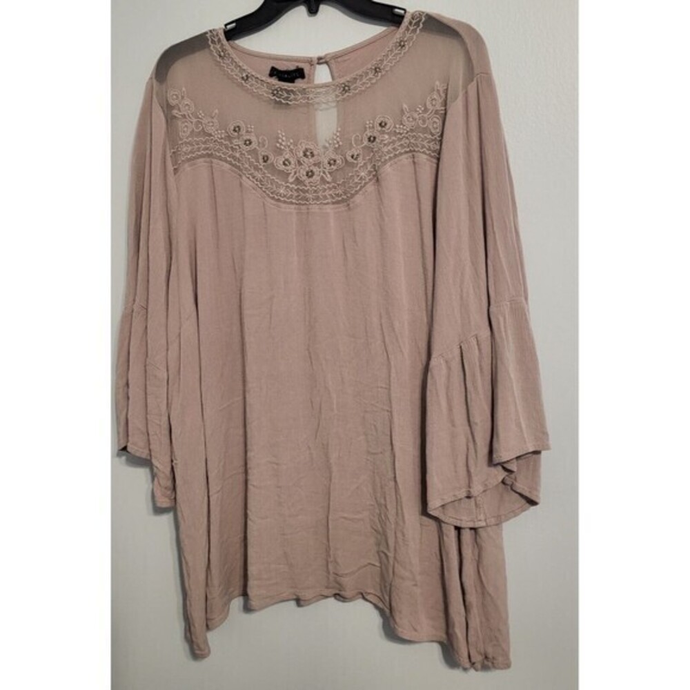 Socialite Shirt Womens Large Beige Long Bell Sleeve Popover Floral Sheer Keyhole